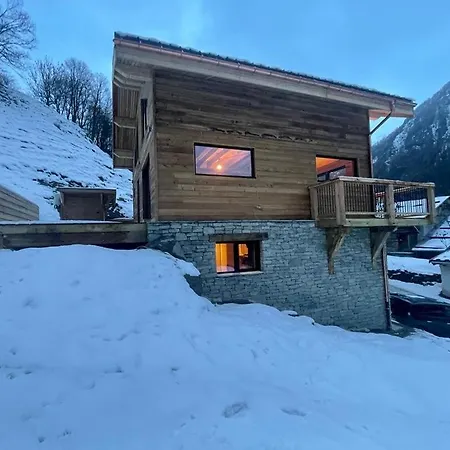 Folie Chalet *