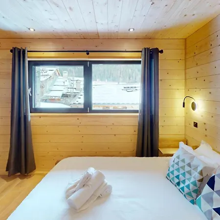 Folie Chalet