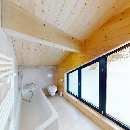 Folie Chalet